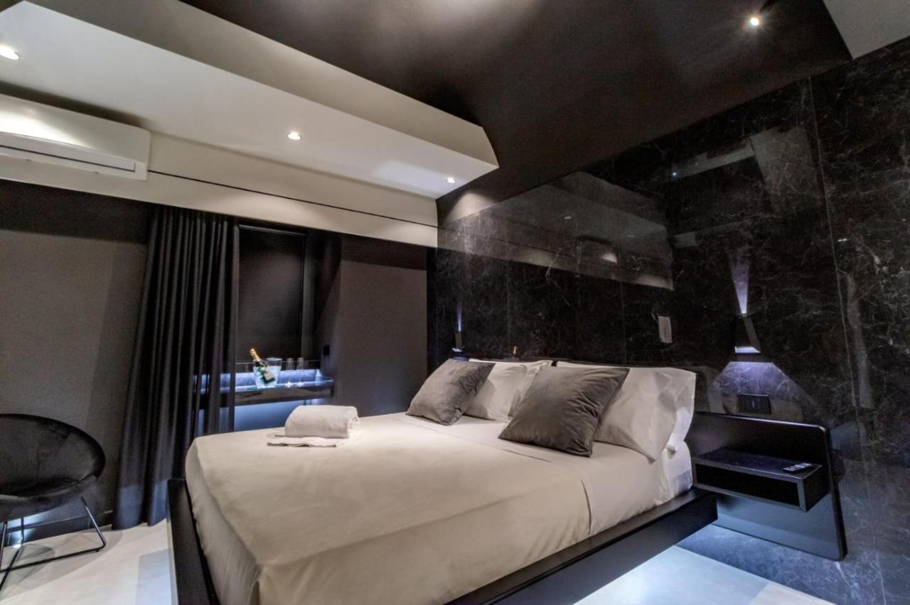 4 Suites  unconventional living rooms Catane Extérieur photo