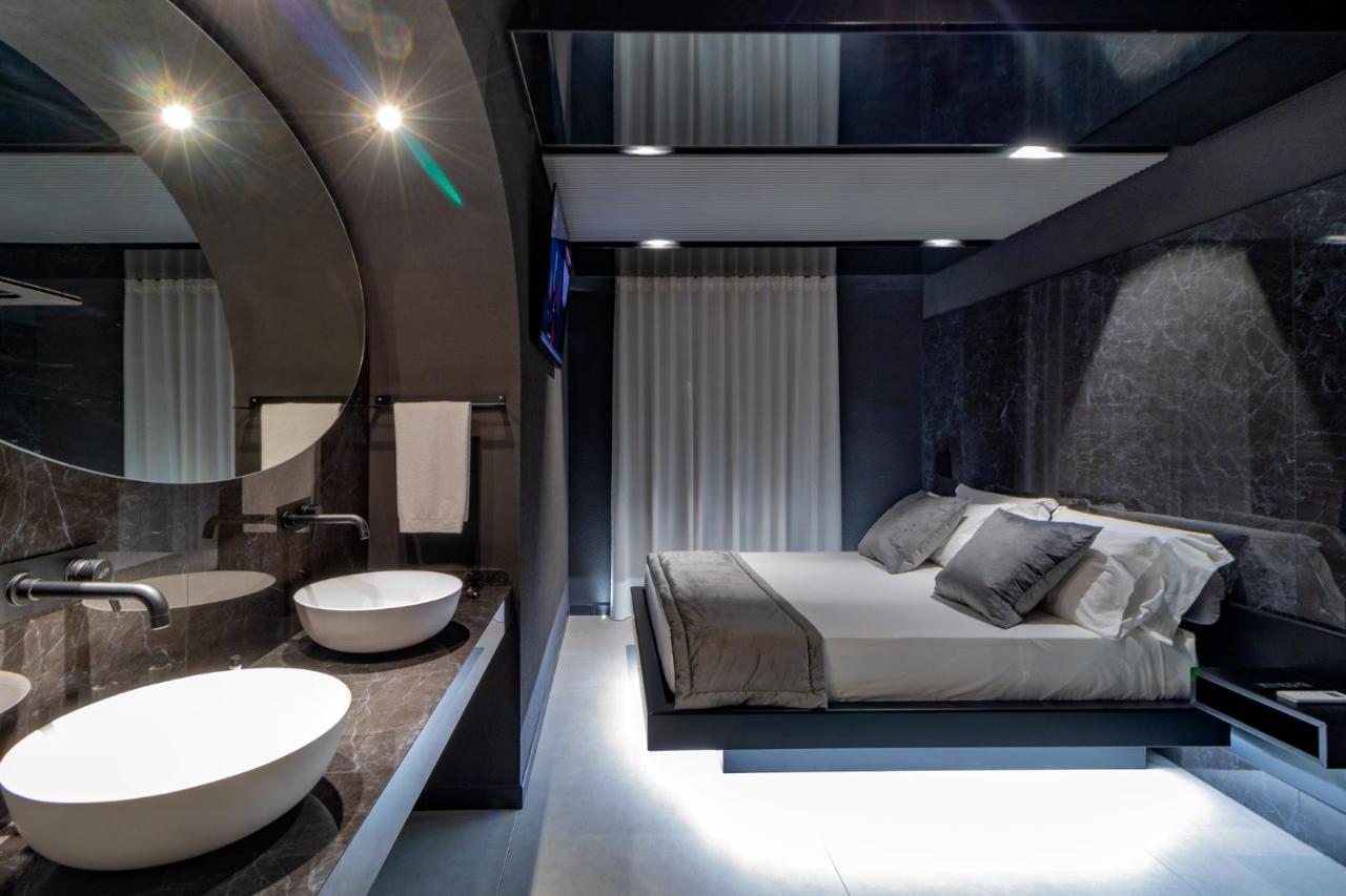 4 Suites  unconventional living rooms Catane Extérieur photo