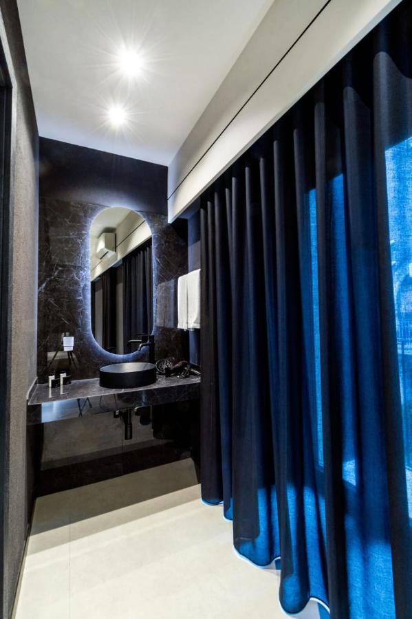 4 Suites  unconventional living rooms Catane Chambre photo