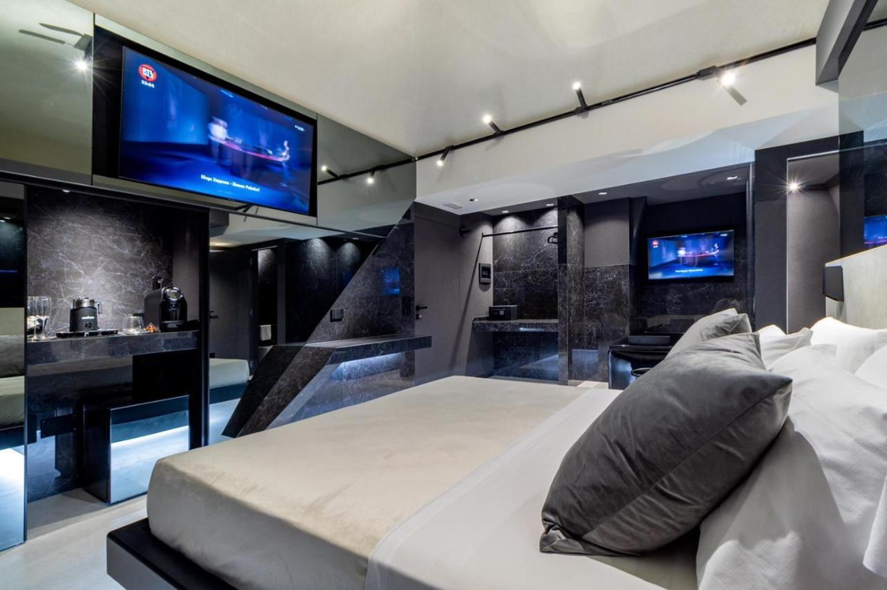 4 Suites  unconventional living rooms Catane Extérieur photo